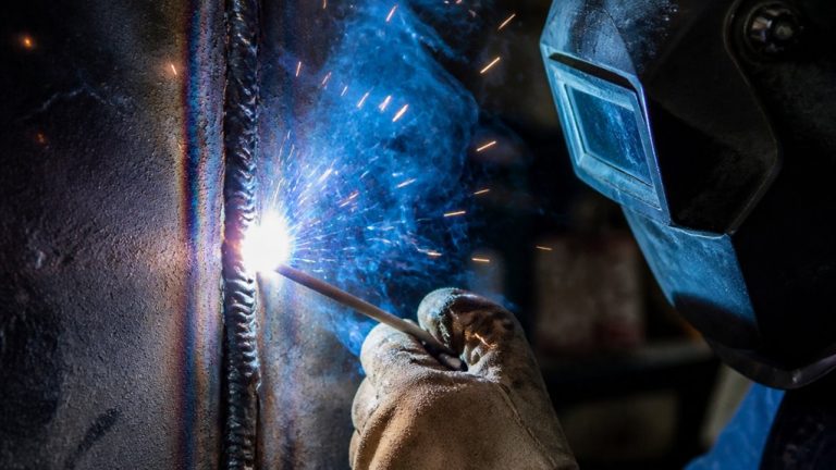 vertical groove weld position