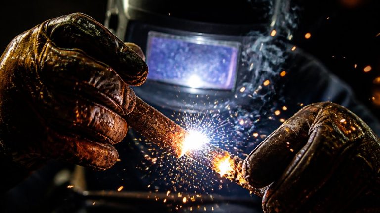 exposure to molten metal